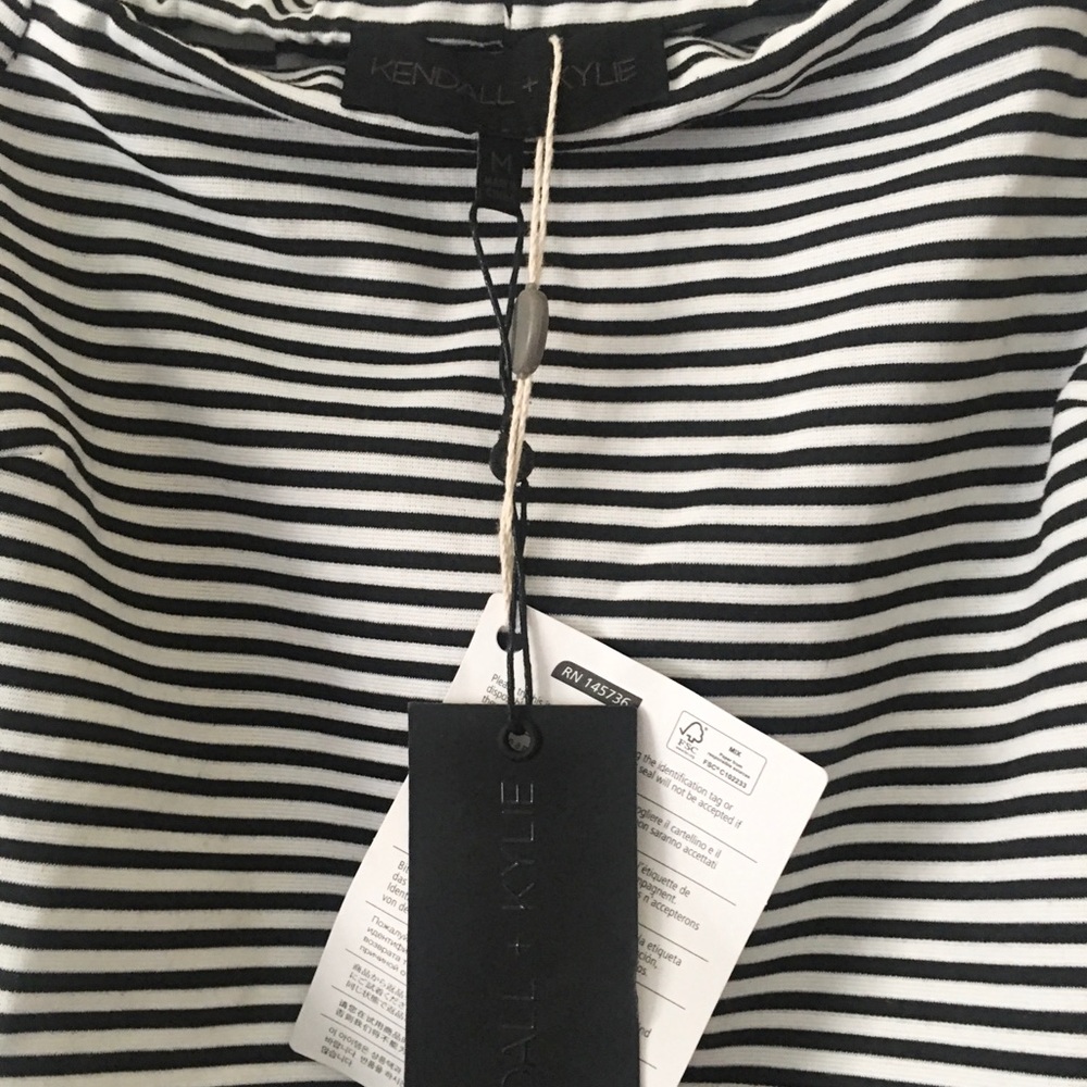 Kendall & Kylie BW Striped Body Suit w/cutout back - Picture 4 of 4